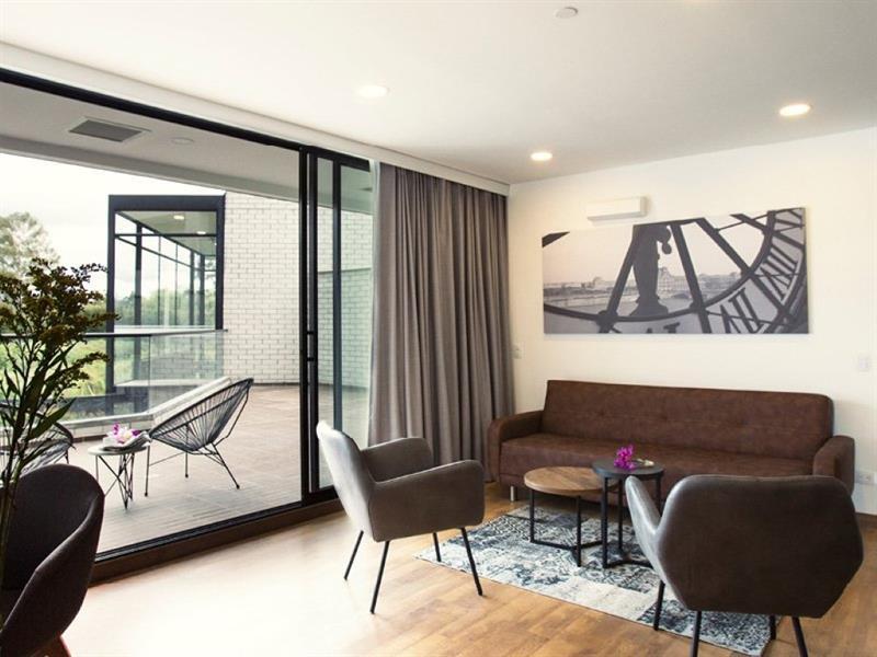 Lagoon Hotel