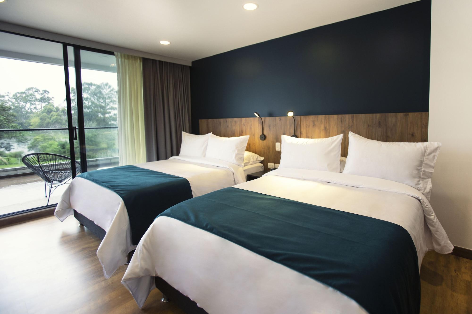 Lagoon Hotel